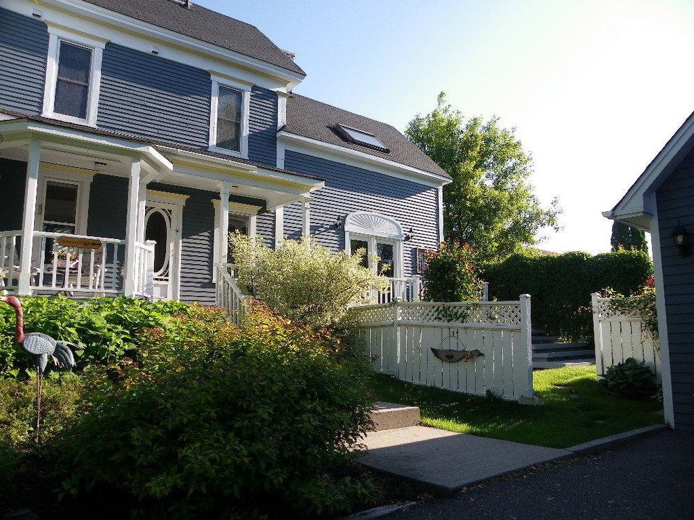 The Colonel'S In Bed And Breakfast Fredericton Ngoại thất bức ảnh