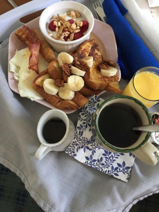 The Colonel'S In Bed And Breakfast Fredericton Ngoại thất bức ảnh